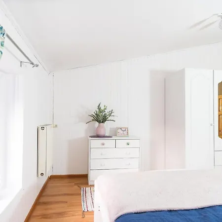 Cosy & Comfy - Old Town Apartament